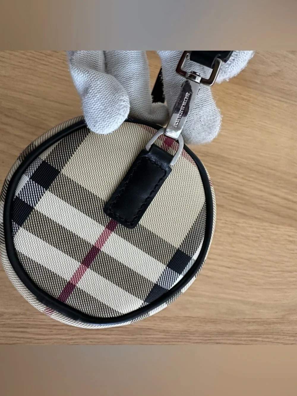 Burberry London Mini Papillon Bag - Picture 6 of 15